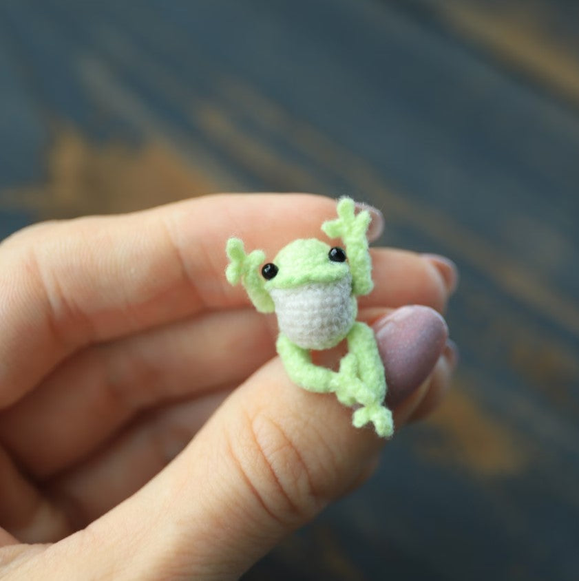 Crochet FROG Pattern