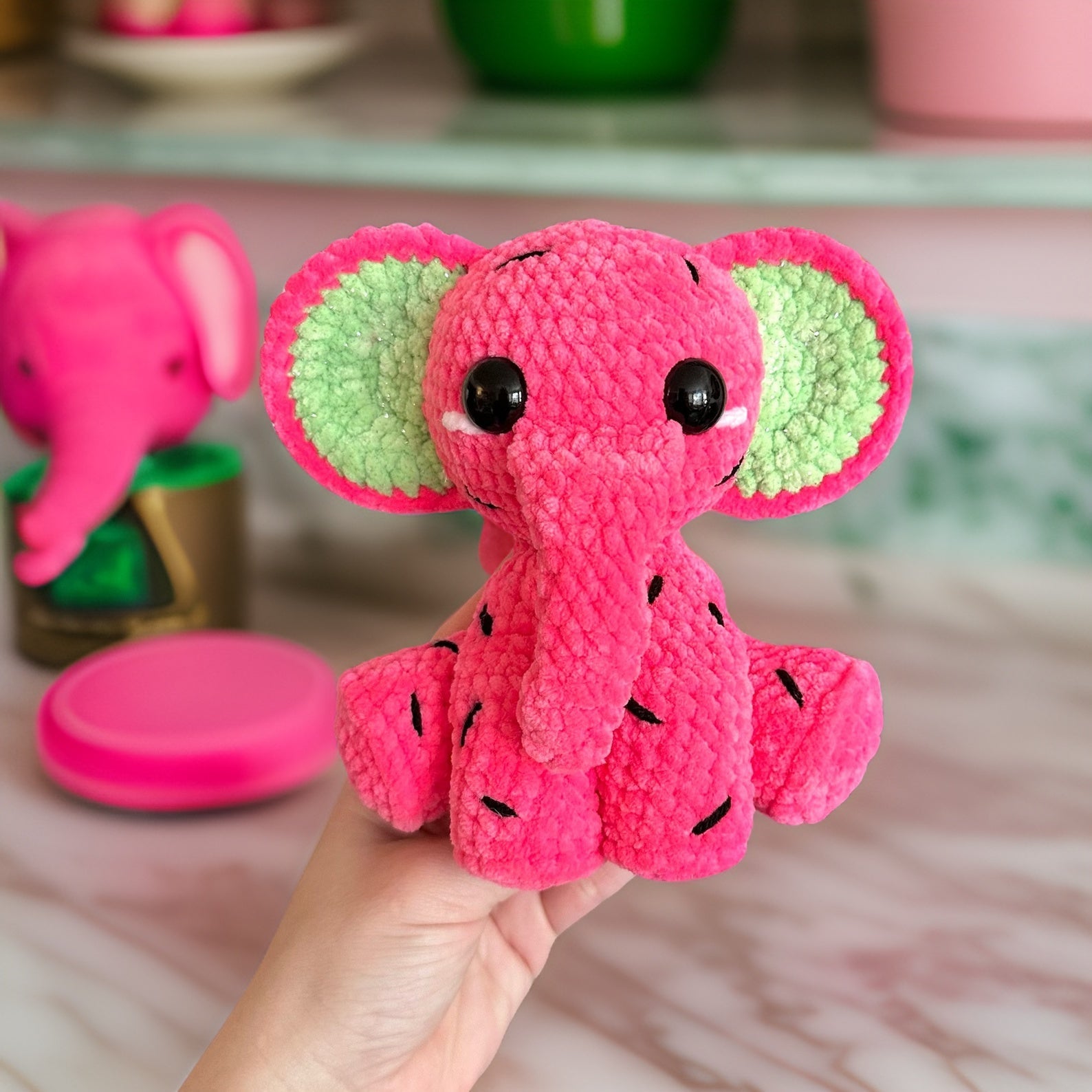 🌟Emma The Sitting Elephant - Charming Amigurumi Crochet Pattern