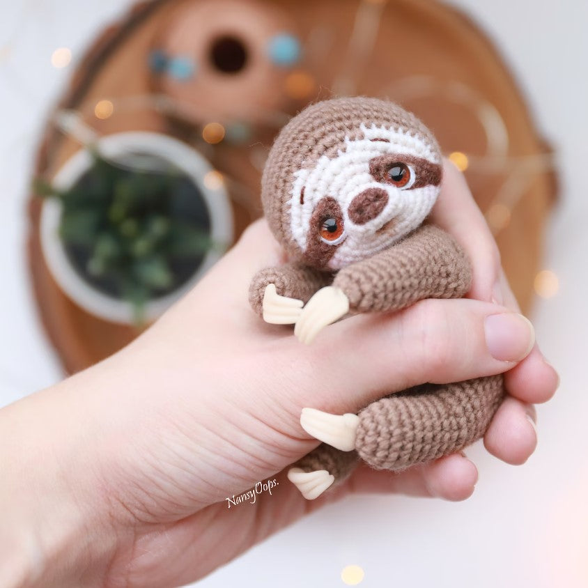 Crochet SLOTH pattern