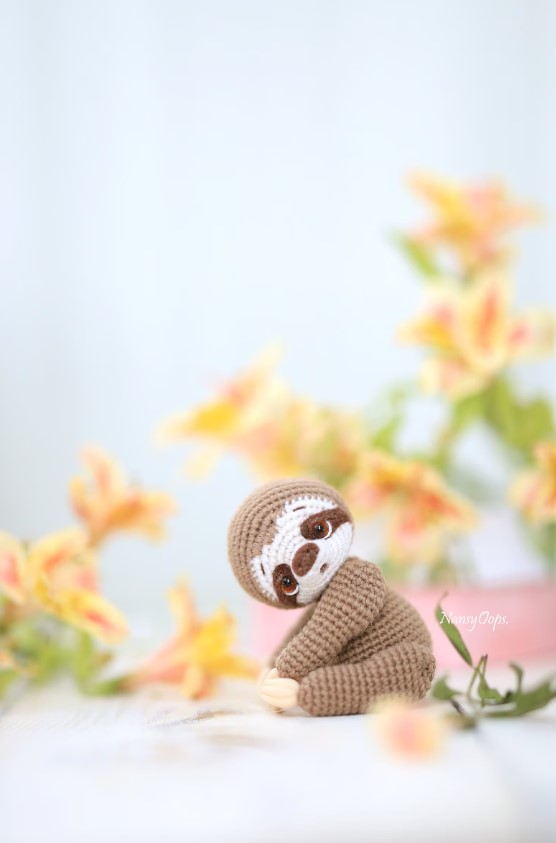 Crochet SLOTH pattern